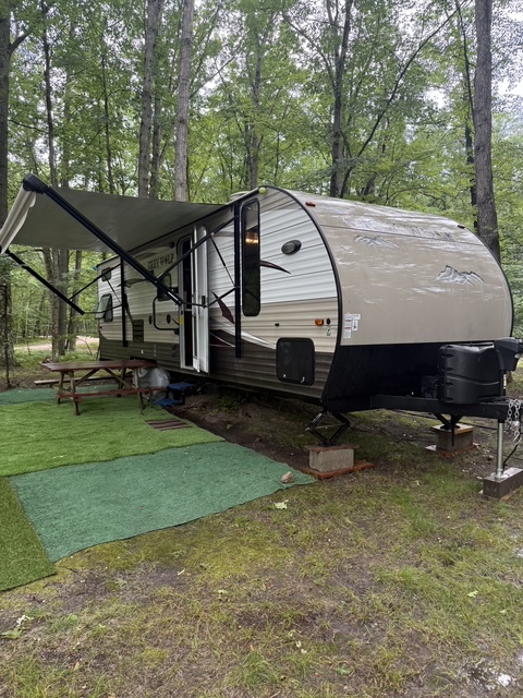 2015 Forest River CHEROKEE GREY WOLF 28BH RV
