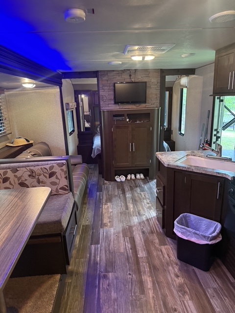2015 Forest River CHEROKEE GREY WOLF 28BH in auburn hills MI