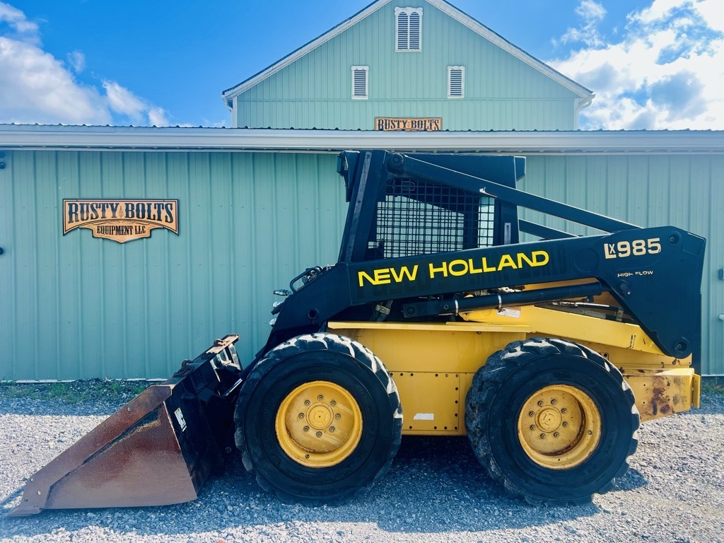 1999 NEW HOLLAND LX985 in Chambersburg, PA