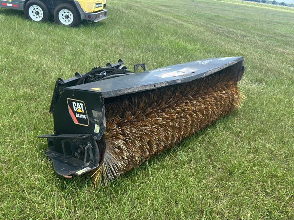 CAT BA118C in North Baltimore, OH