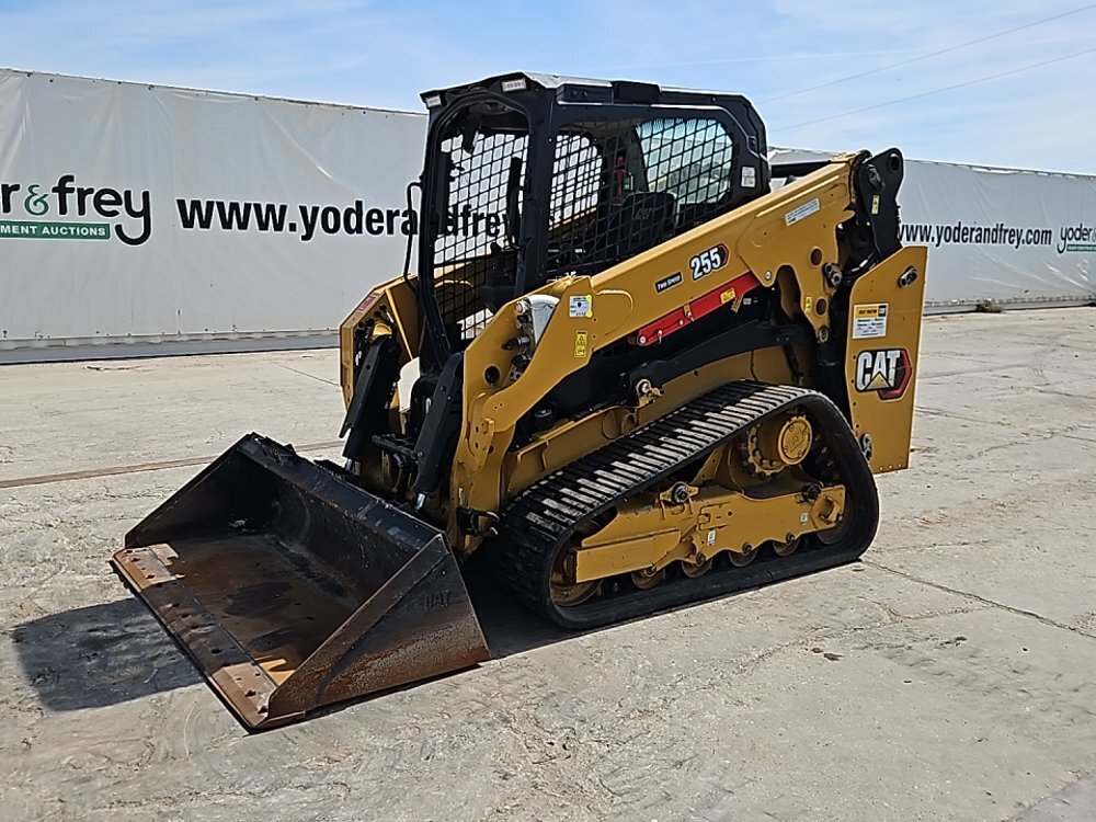 2025 CAT 255 in North Baltimore, OH