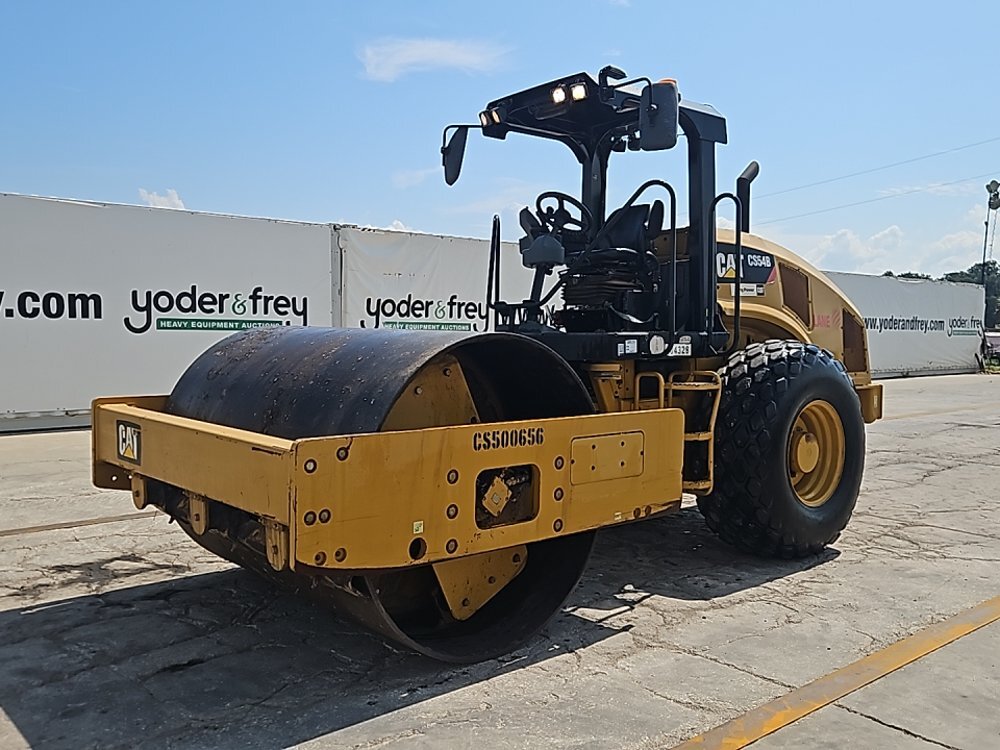 2018 CAT CS54B in North Baltimore, OH