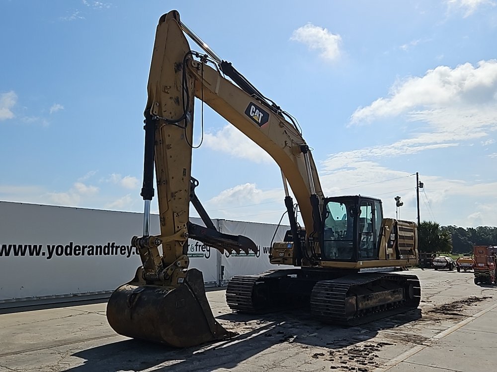 2019 CAT 336 in North Baltimore, OH
