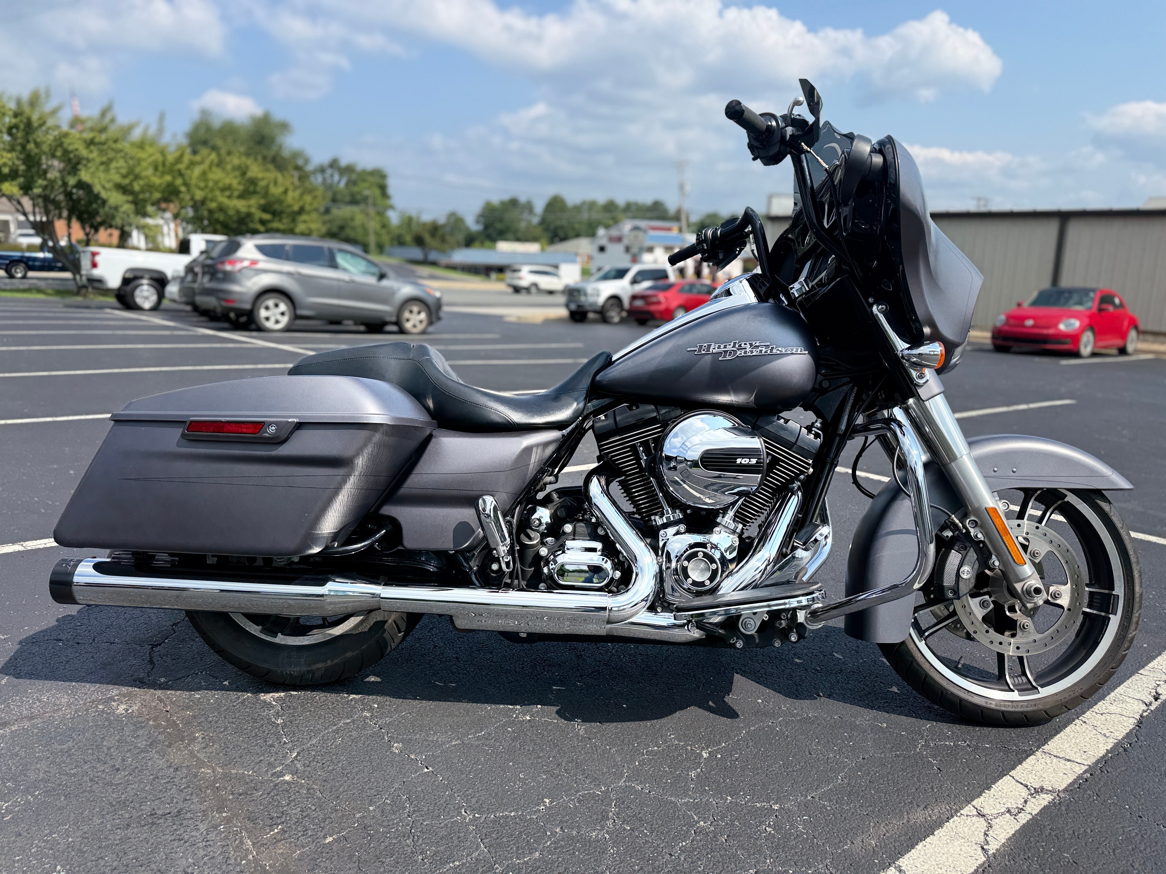 2016 Harley-Davidson Street Glide® Special SPECIAL in Lynchburg, VA