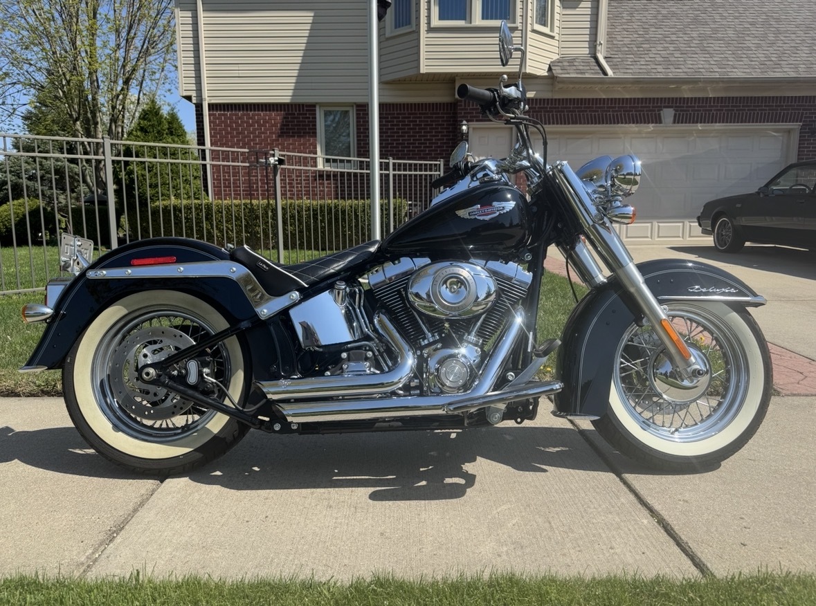 2010 Harley-Davidson SOFTAIL DELUXE DELUXE in Macomb, MI