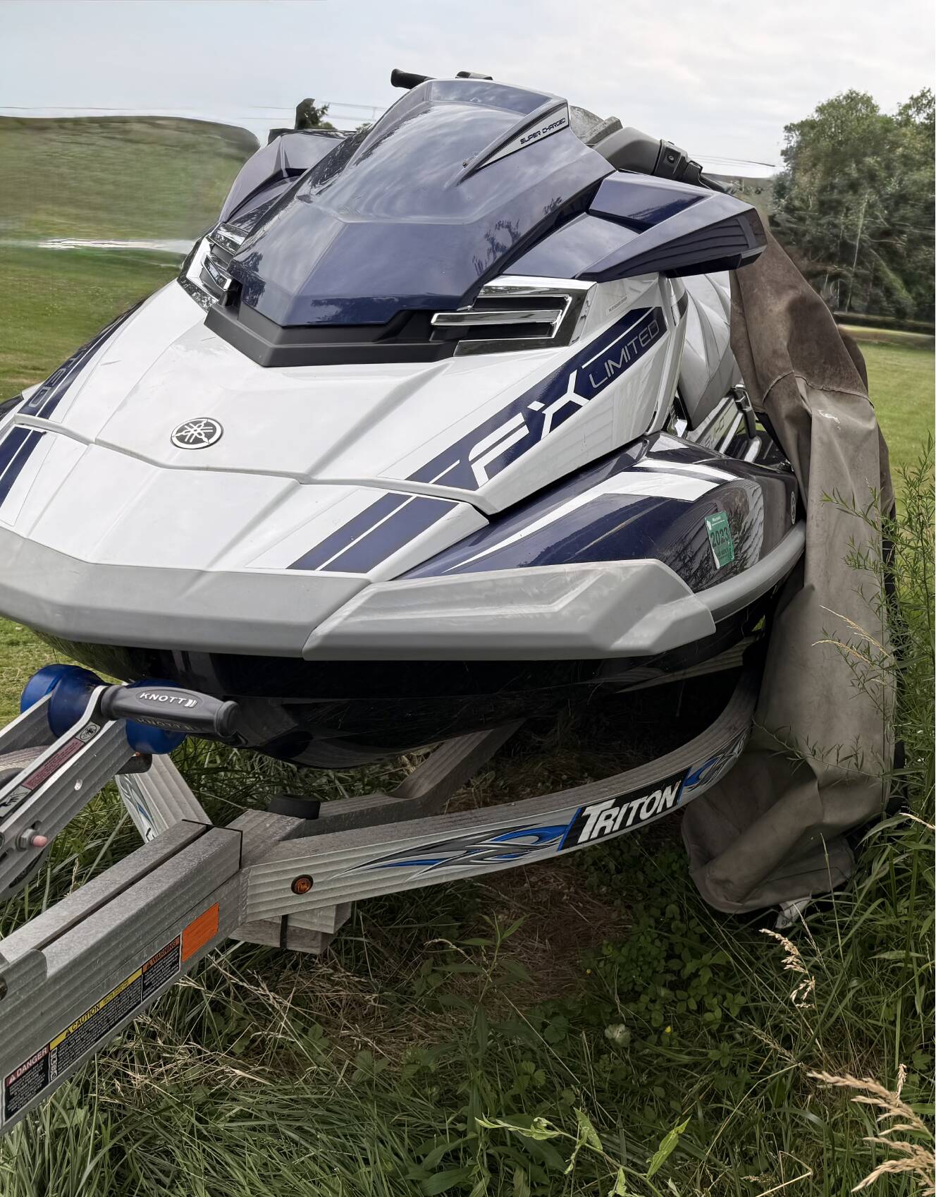A photo of this 2017 Yamaha WAVERUNNER FX LIMITED SVHO