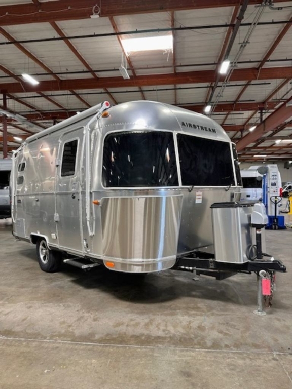 2020 Airstream Caravel 19CB in fairfield CA