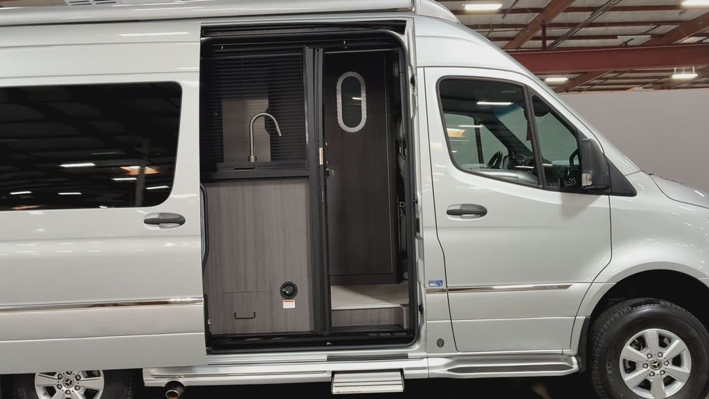 2023 Airstream Interstate 19 BASE in fairfield CA