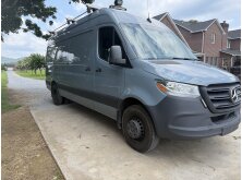 Top Delivery Vans on the Market image