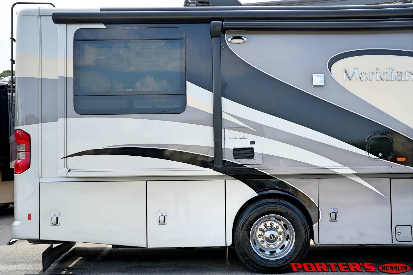 A photo of this 2015 Itasca MERIDIAN 36M