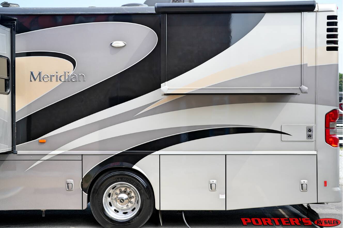 A photo of this 2015 Itasca MERIDIAN 36M