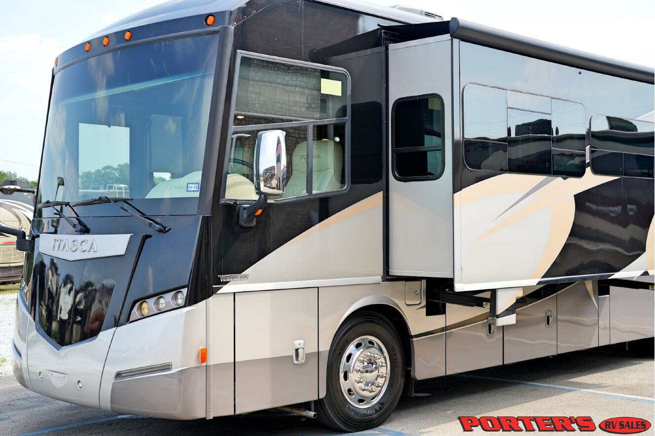 A photo of this 2015 Itasca MERIDIAN 36M