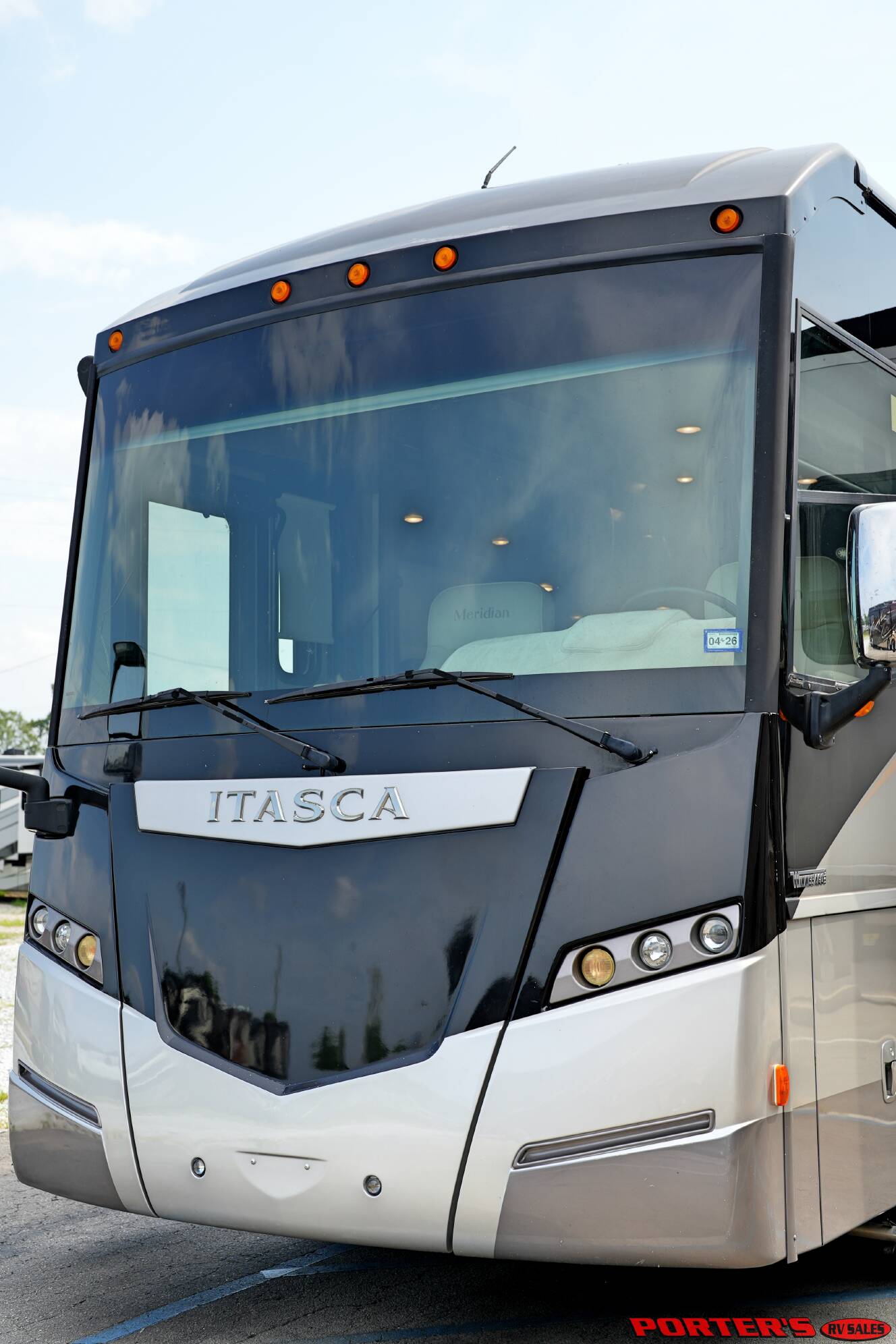 A photo of this 2015 Itasca MERIDIAN 36M