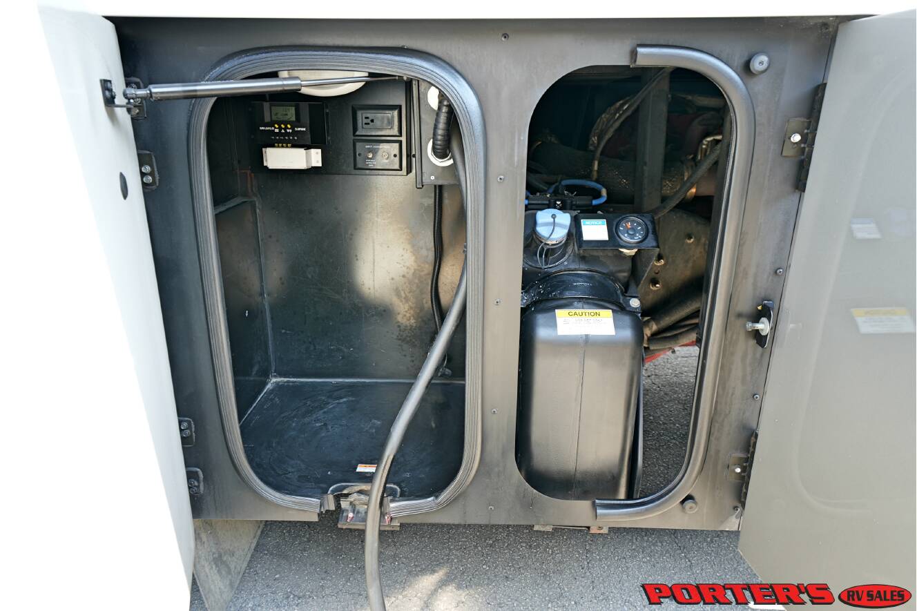 A photo of this 2015 Itasca MERIDIAN 36M
