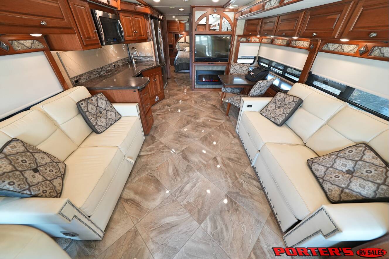 A photo of this 2015 Itasca MERIDIAN 36M