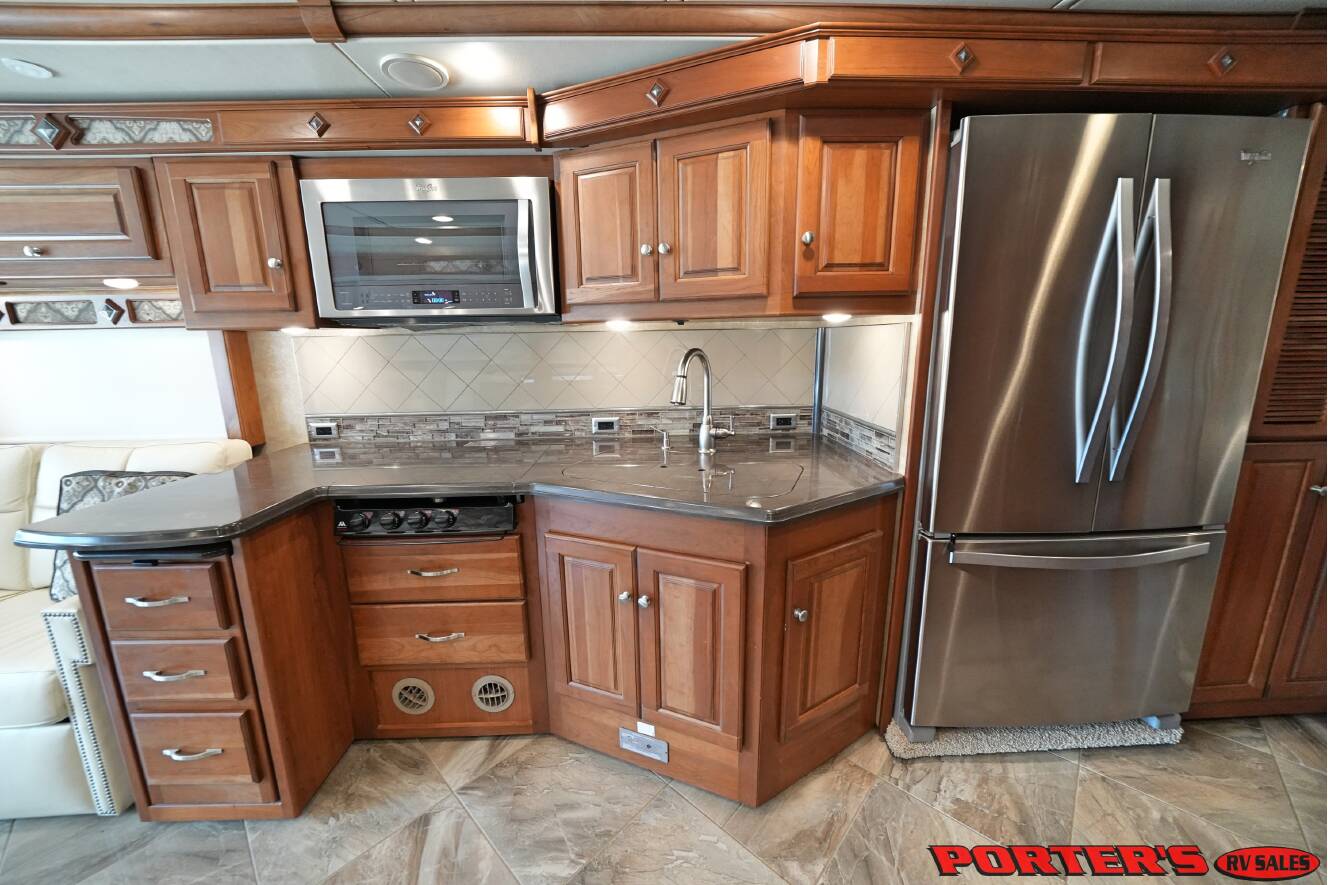 A photo of this 2015 Itasca MERIDIAN 36M