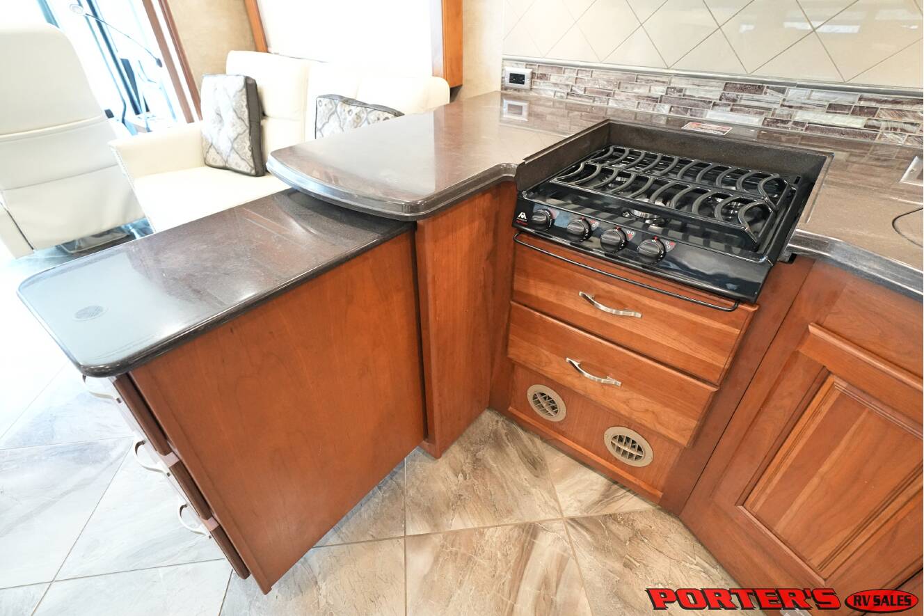 A photo of this 2015 Itasca MERIDIAN 36M
