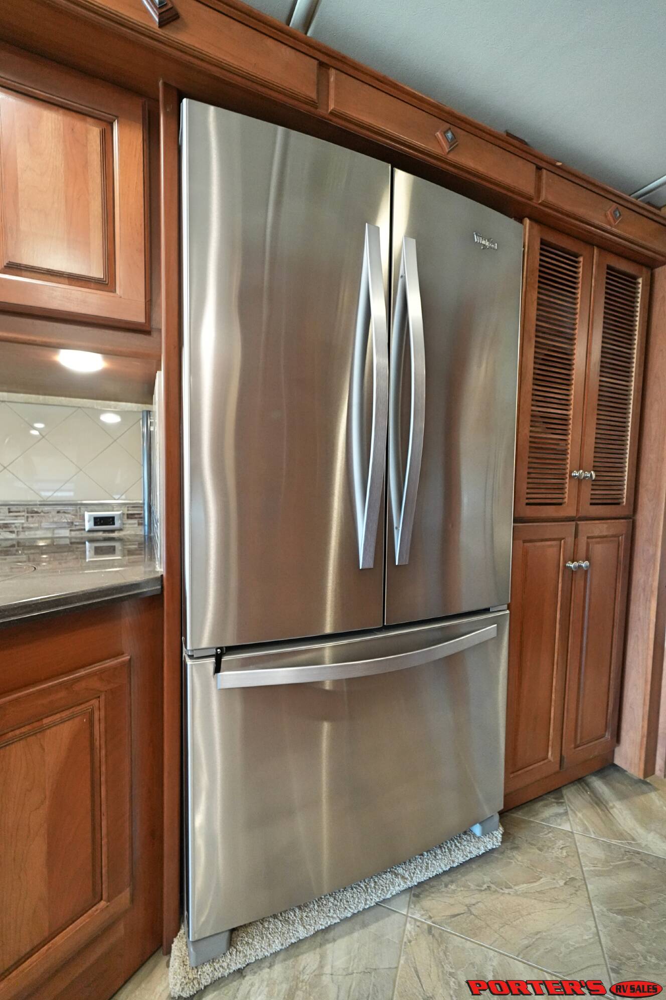 A photo of this 2015 Itasca MERIDIAN 36M
