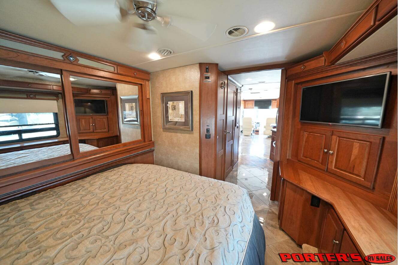 A photo of this 2015 Itasca MERIDIAN 36M