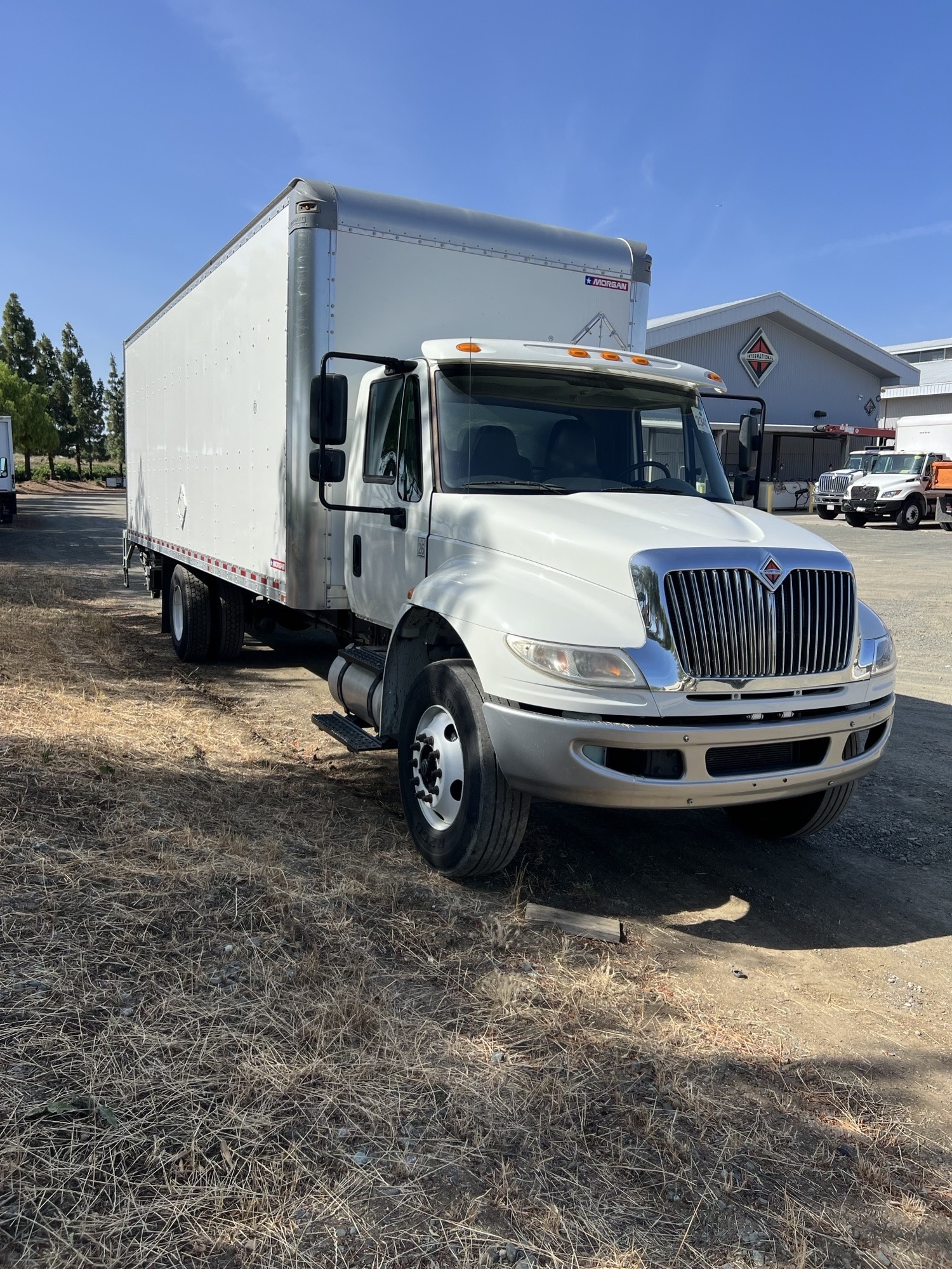 2018 INTERNATIONAL 4300 SBA in San Leandro, CA