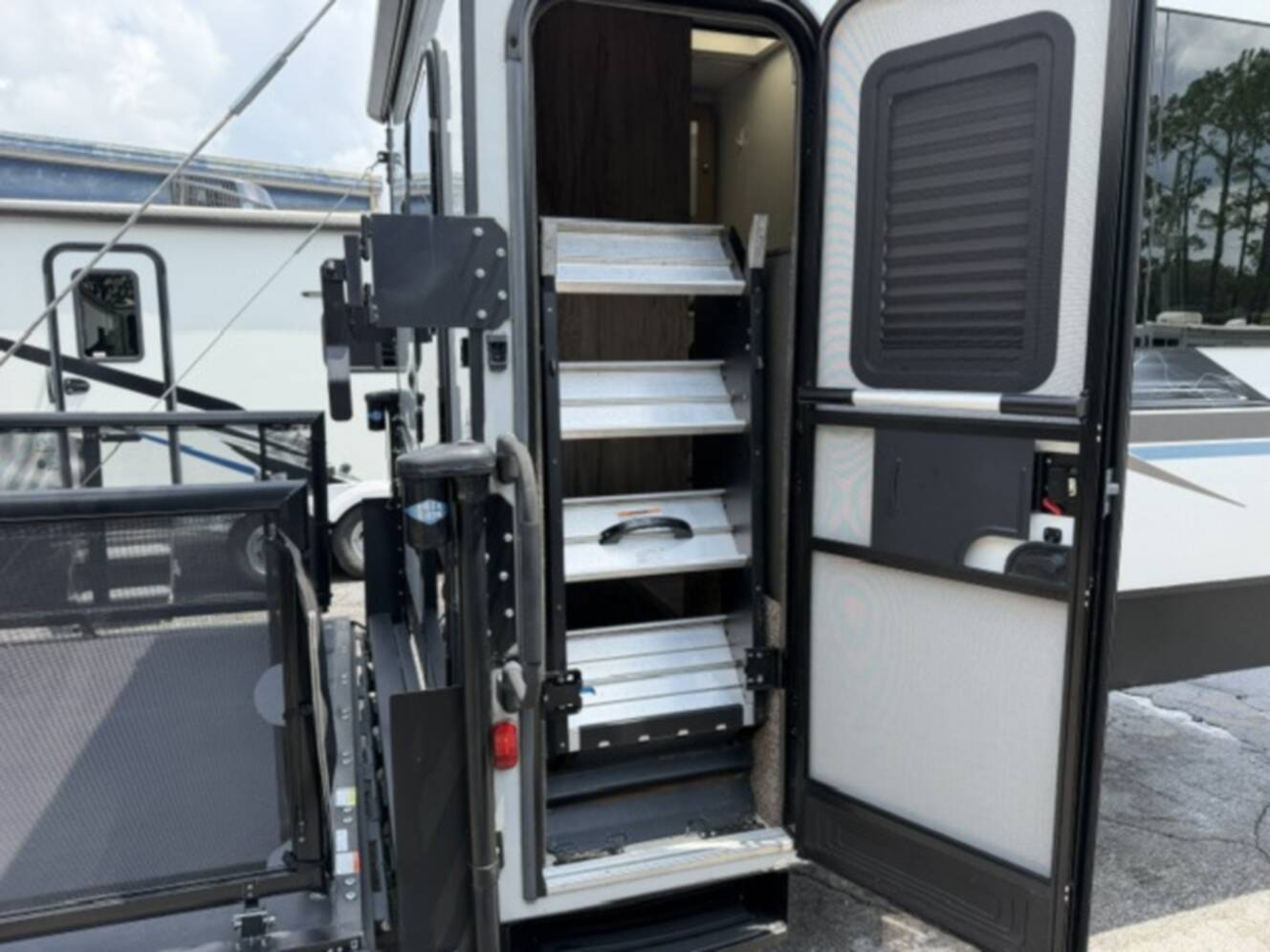A photo of this 2022 Palomino BACKPACK EDITION 2912 REAR PORCH
