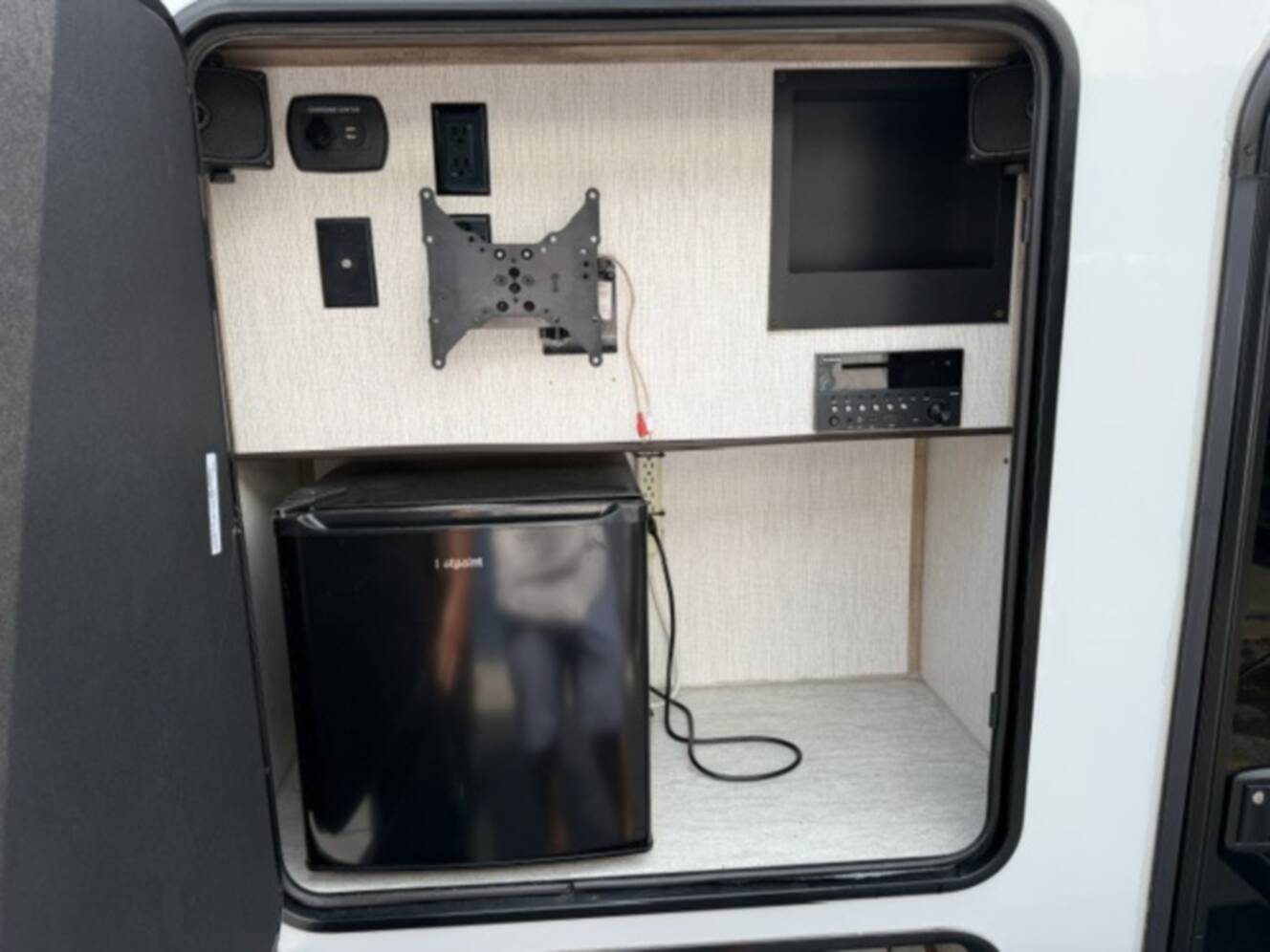 A photo of this 2022 Palomino BACKPACK EDITION 2912 REAR PORCH