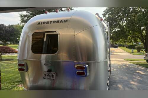 2015 Airstream FLYING CLOUD 23FB QUEEN in rochester NY