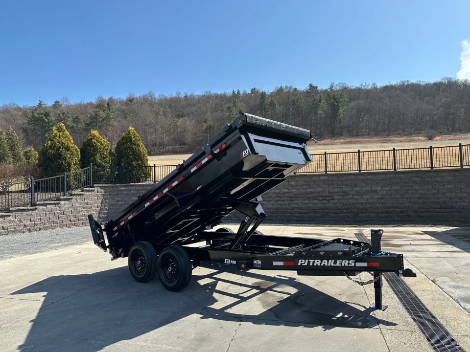 2026 PJ TRAILERS DL in Milan, PA