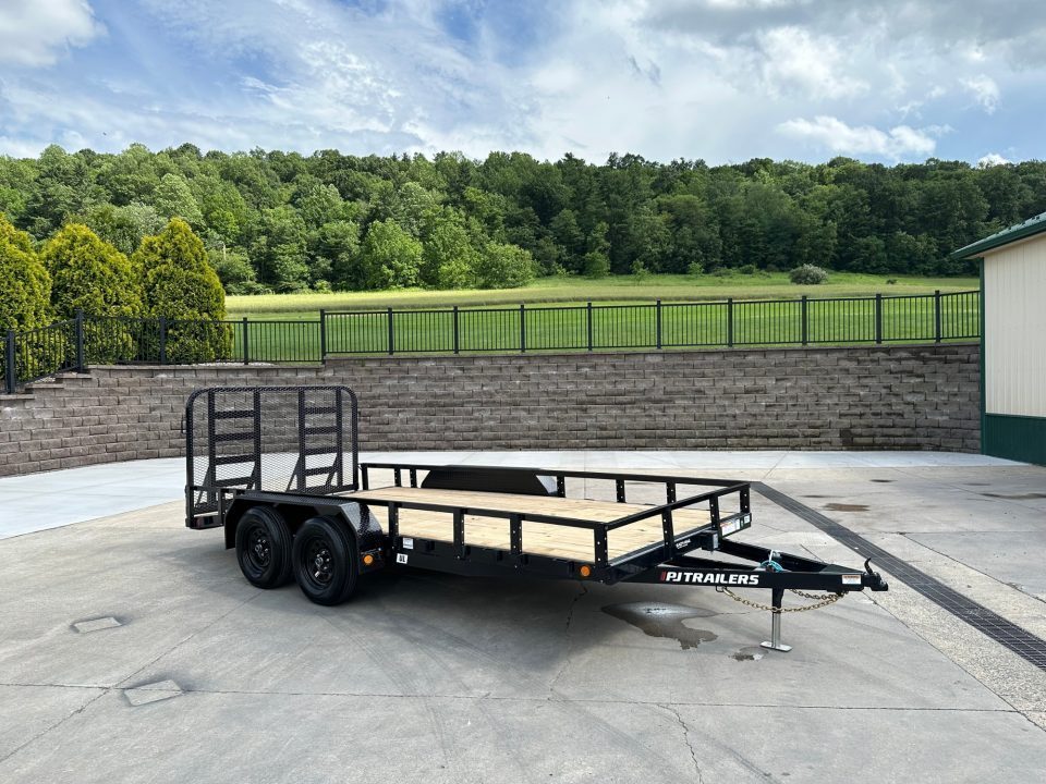 2026 PJ Trailers UL in Cocolamus, PA