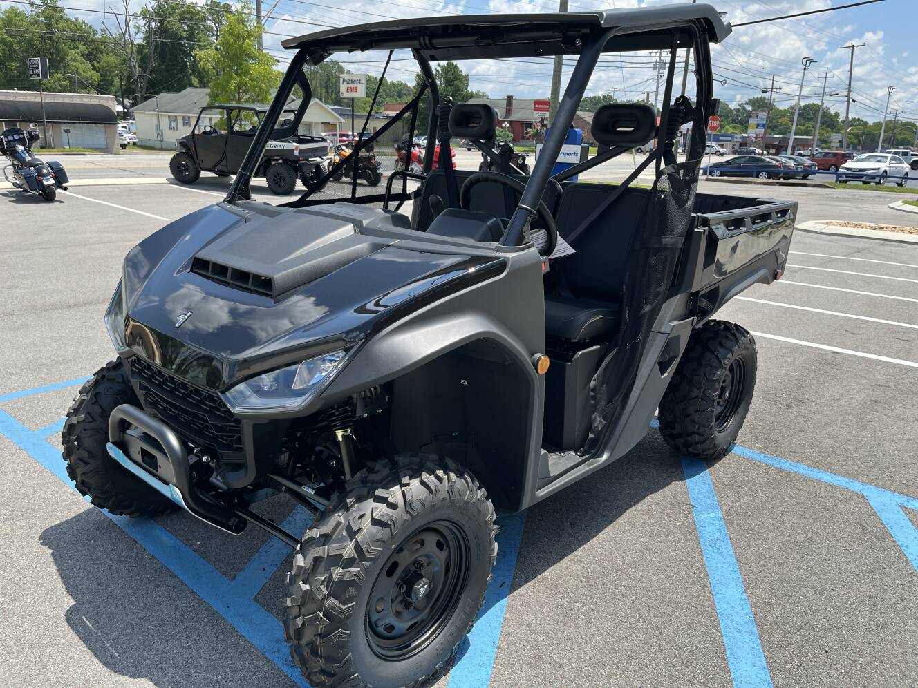 A photo of this 2026 Segway UT6 S