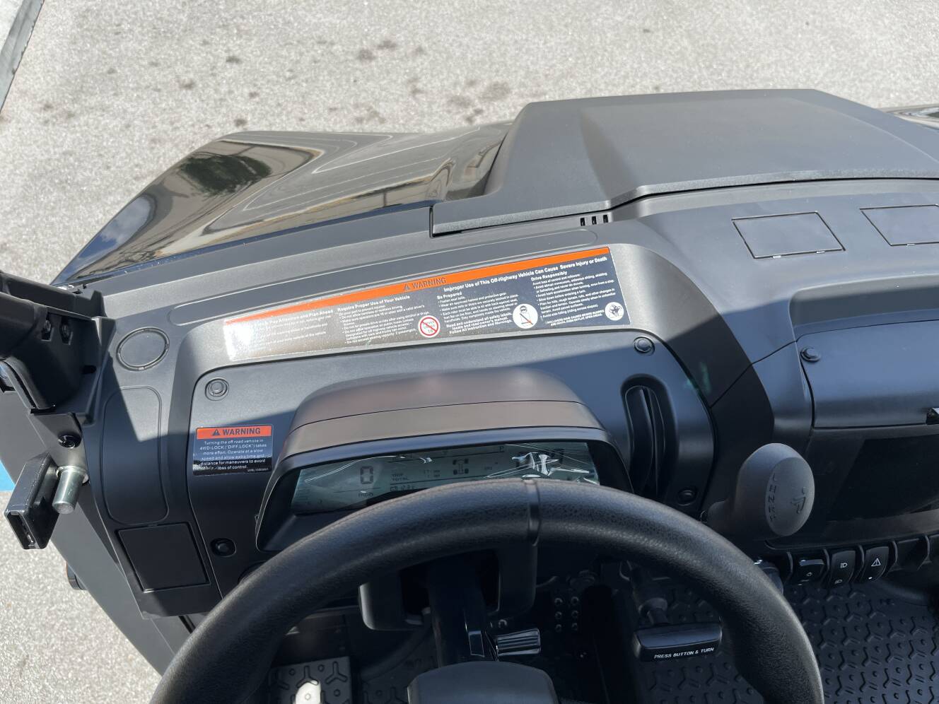A photo of this 2026 Segway UT6 S