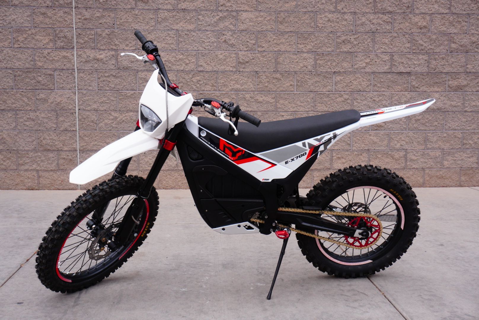 2024 Arctic Leopard EX700 in Saint George, UT