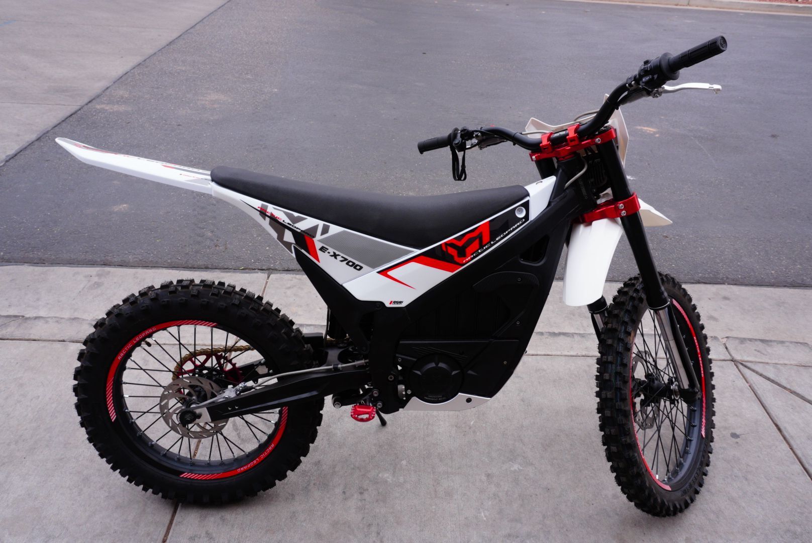 2024 Arctic Leopard EX700 in Saint George, UT
