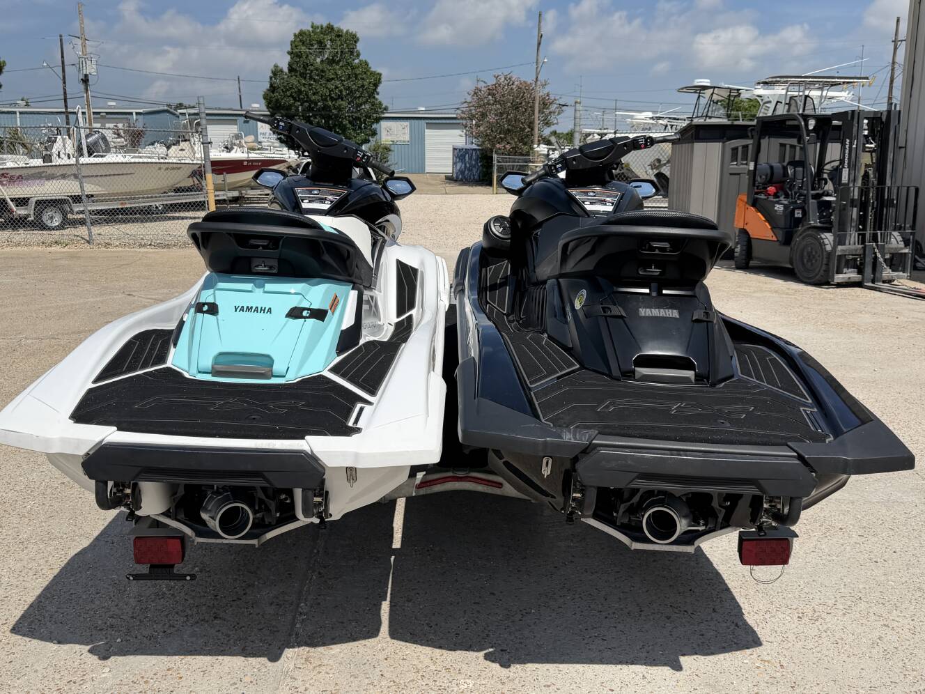 A photo of this 2024 Yamaha WAVERUNNER FX SVHO