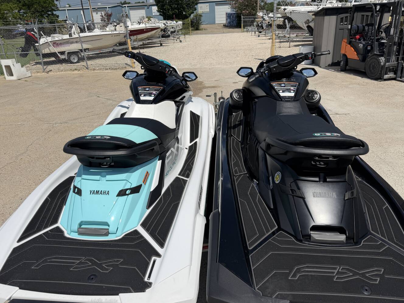 A photo of this 2024 Yamaha WAVERUNNER FX SVHO