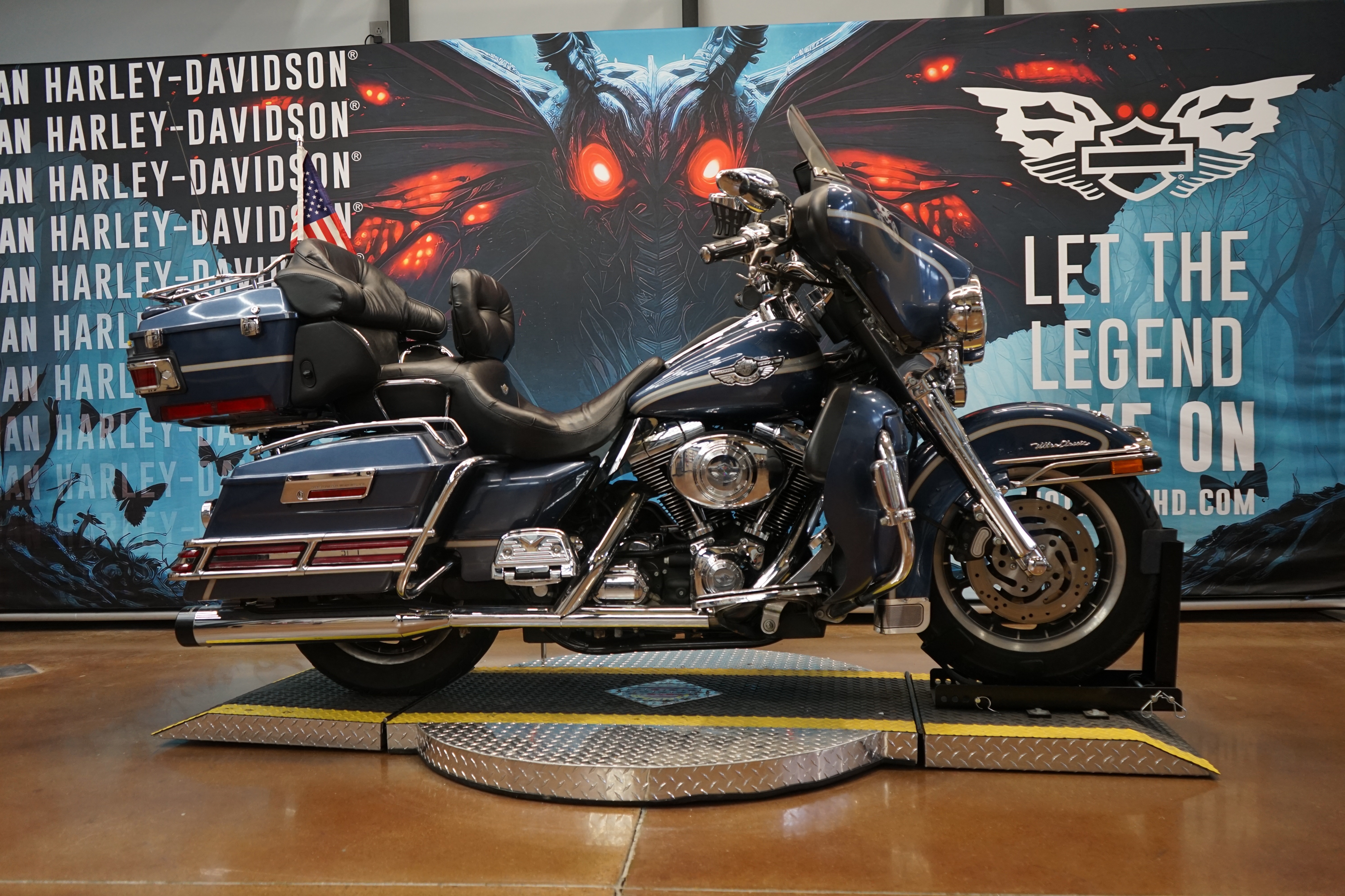 2003 Harley-Davidson FLHTCUI Ultra Classic® Electra Glide® ULTRA CLASSIC FLHTCU in Williamstown, WV