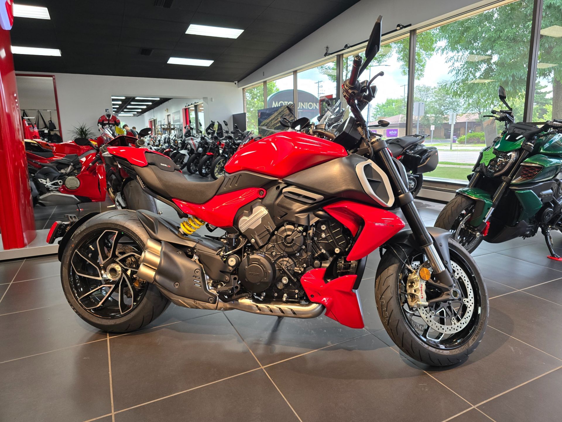 2025 Ducati Diavel V4 V4 in West Allis, WI