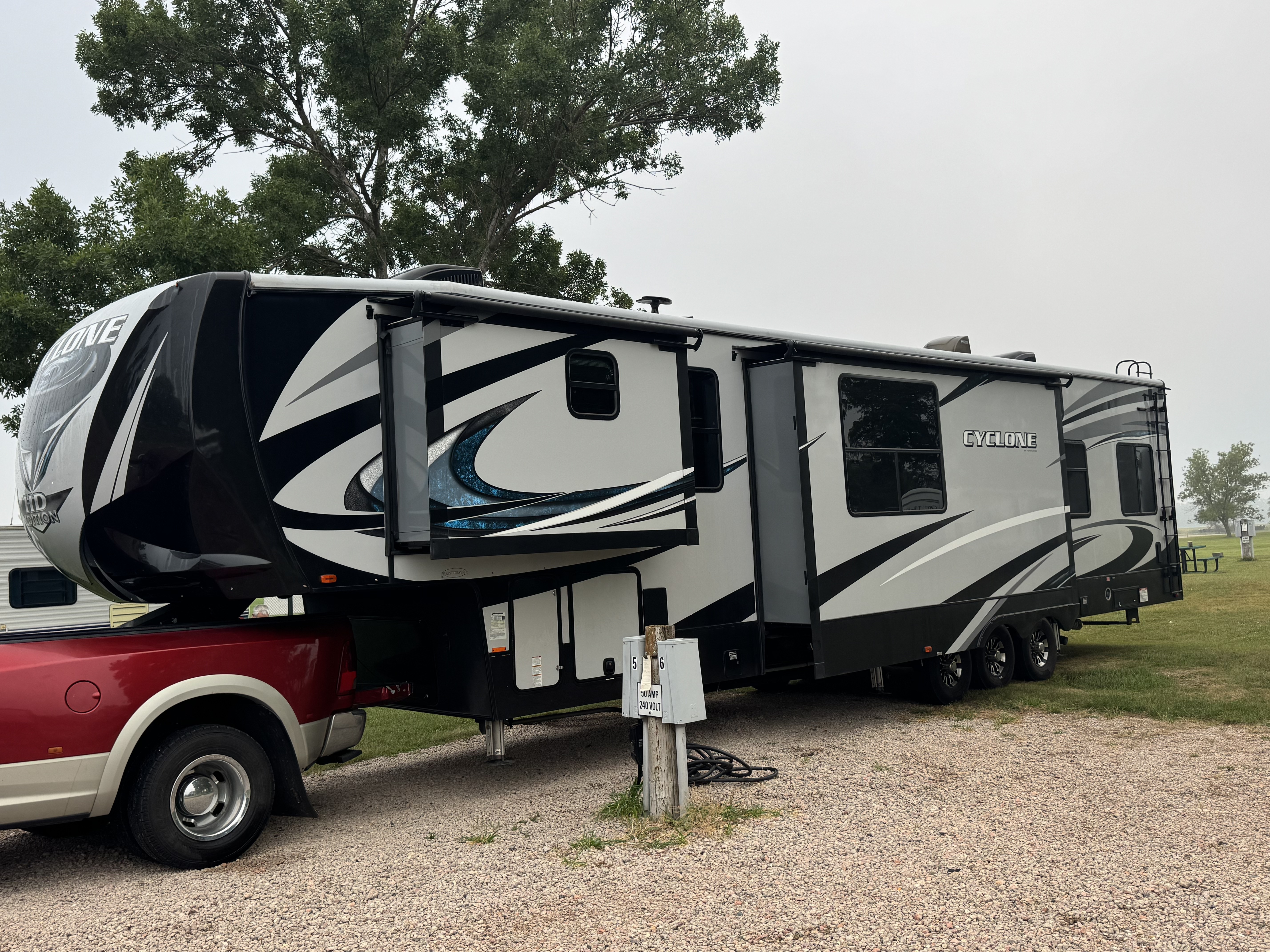 2018 Heartland CYCLONE 4005 in spencer NE