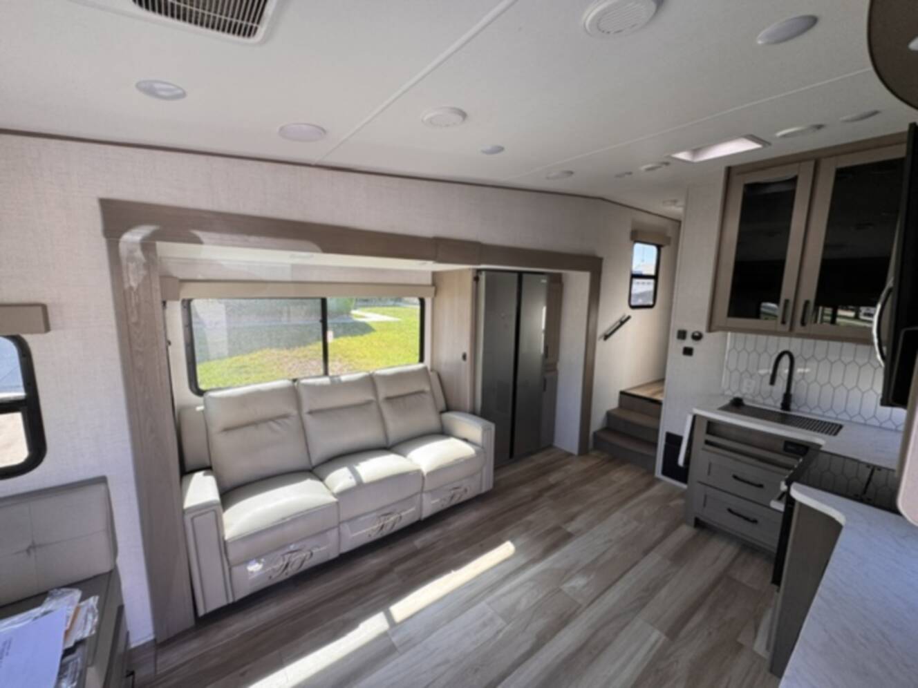 A photo of this 2025 Grand Design REFLECTION 150 SERIES 260RD