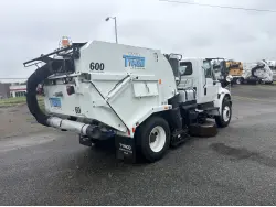 2016 INTERNATIONAL 4000