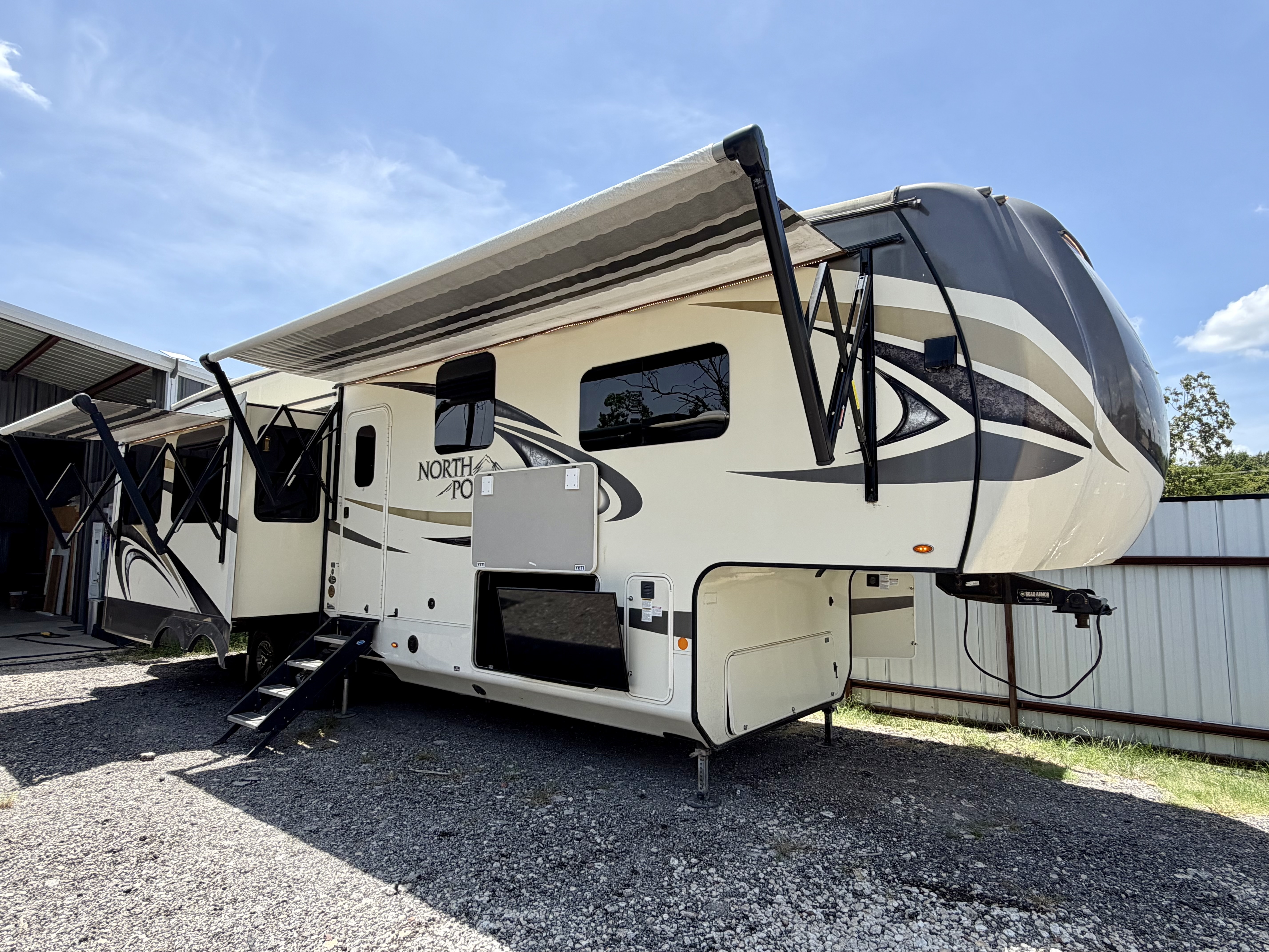 2019 Jayco NORTH POINT 315RLTS in red oak TX