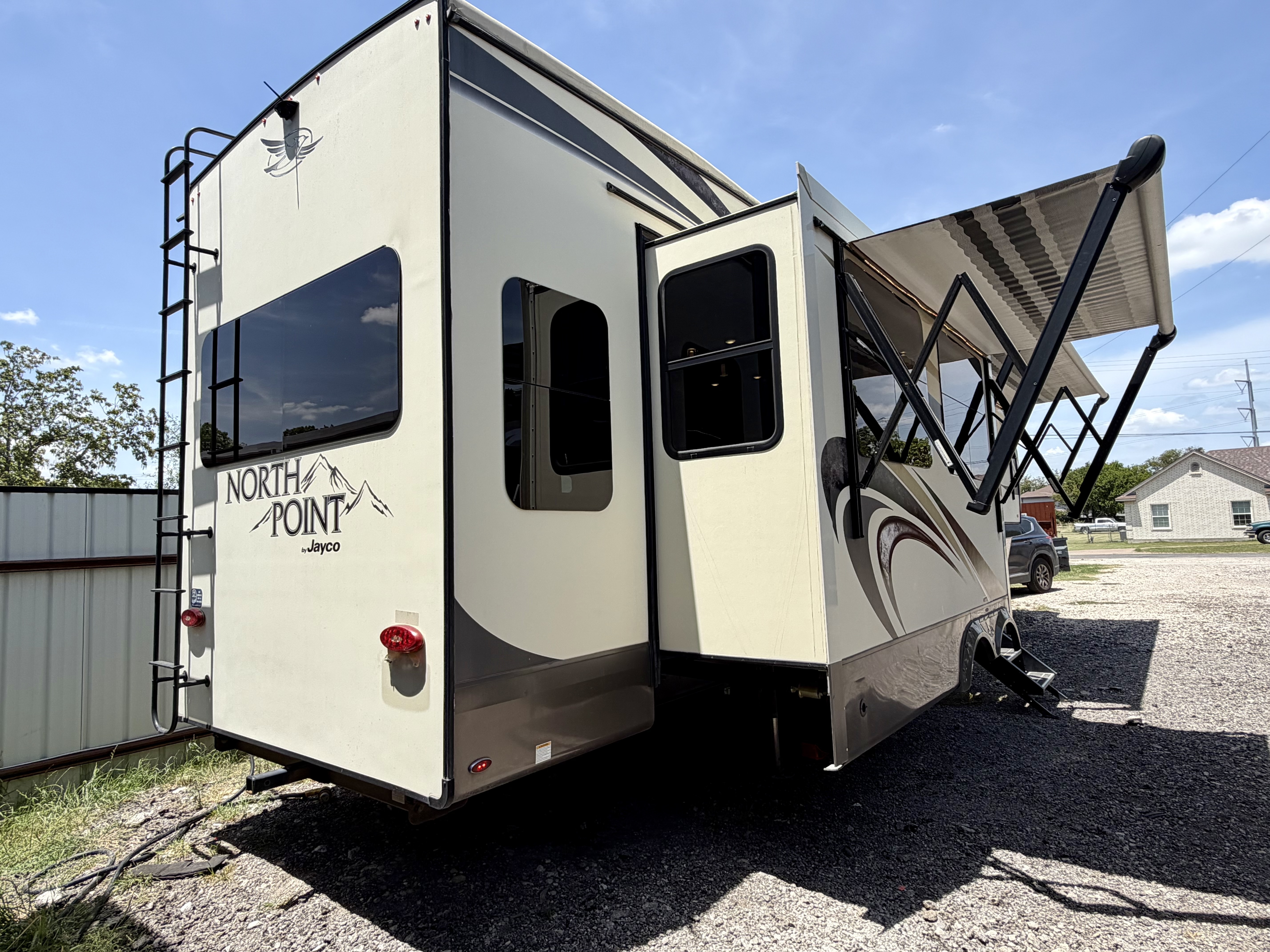 2019 Jayco NORTH POINT 315RLTS in red oak TX