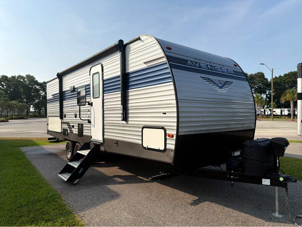 2022 Forest River Avenger 24BHS RV