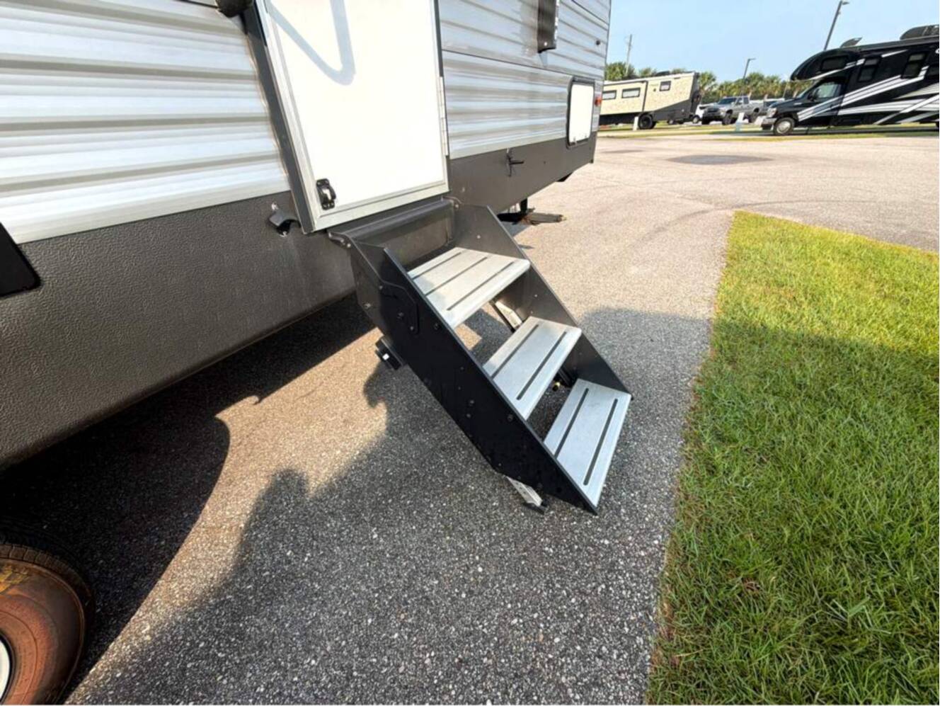 A photo of this 2022 Forest River Avenger 24BHS