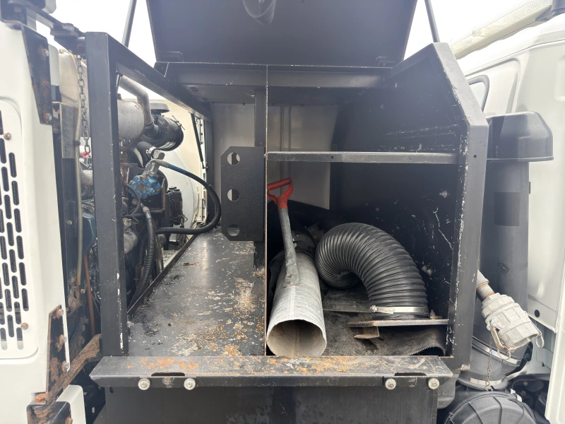 2006 ISUZU NQR
