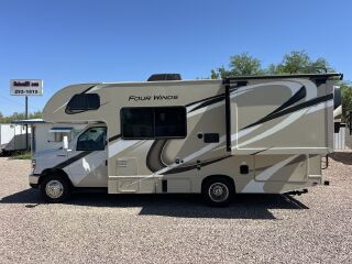 2019 THOR MOTOR COACH FOUR WINDS 22B