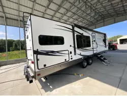 2018 PALOMINO SOLAIRE 304RKDS