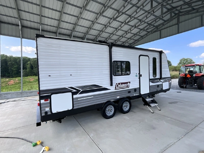 2023 DUTCHMEN COLEMAN LANTERN LT 214BH