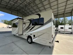 2017 THOR MOTOR COACH AXIS 24 1