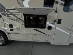 2017 THOR MOTOR COACH AXIS 24 1